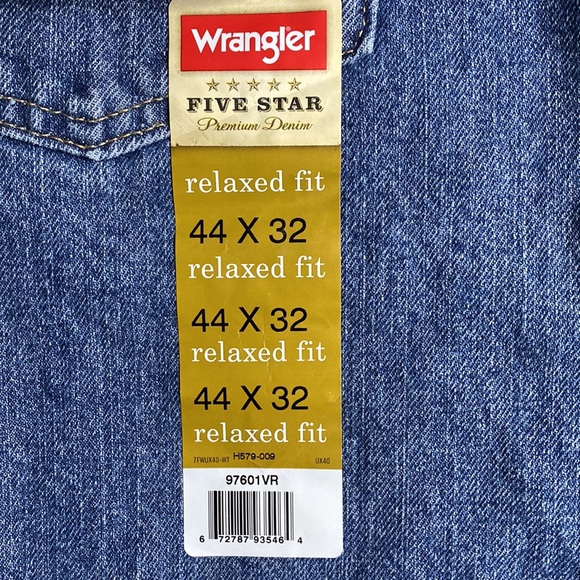 WRANGLER® FIVE STAR PREMIUM DENIM RELAXED FIT JEAN IN STONE BLEACH - Picture 6 of 7